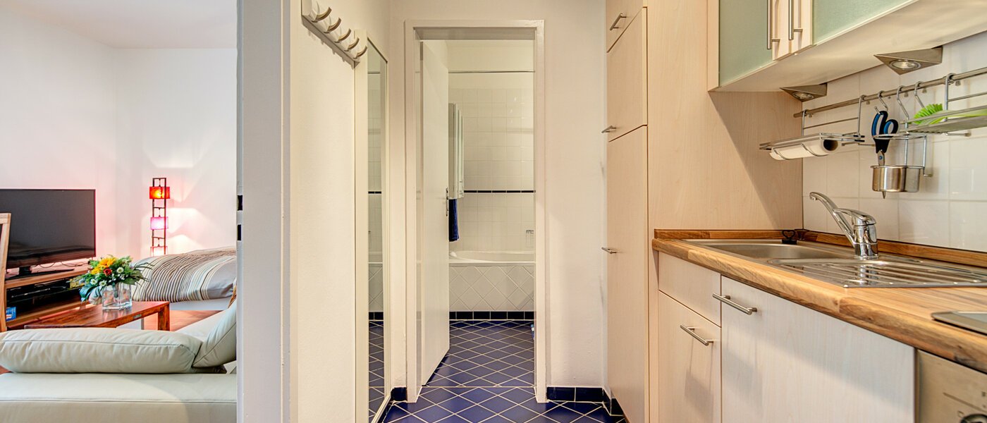 квартира München Schwabing-West (rund um den Hohenzollernplatz) 02 коридор 8843