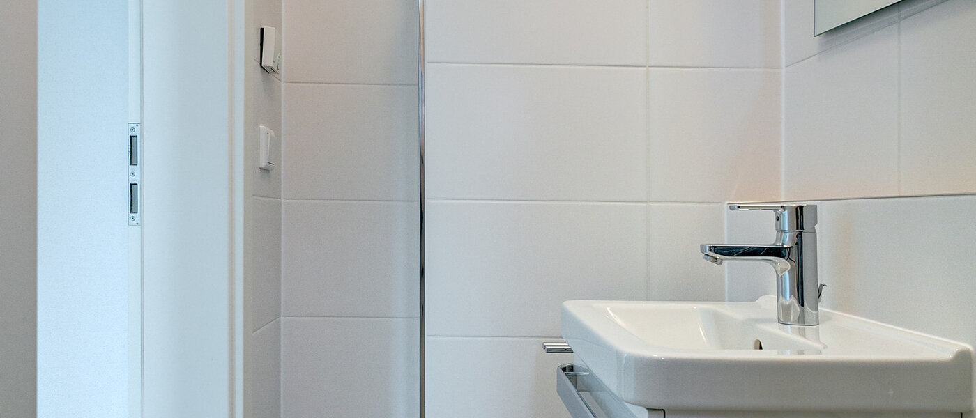 дом München Freimann 03 гостевой туалет 8852