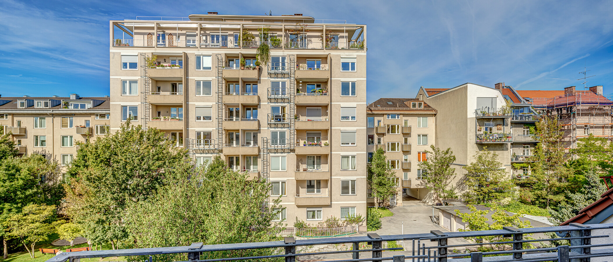 квартира München Maxvorstadt - Rund um den Josephsplatz 01 вид из окна 8863