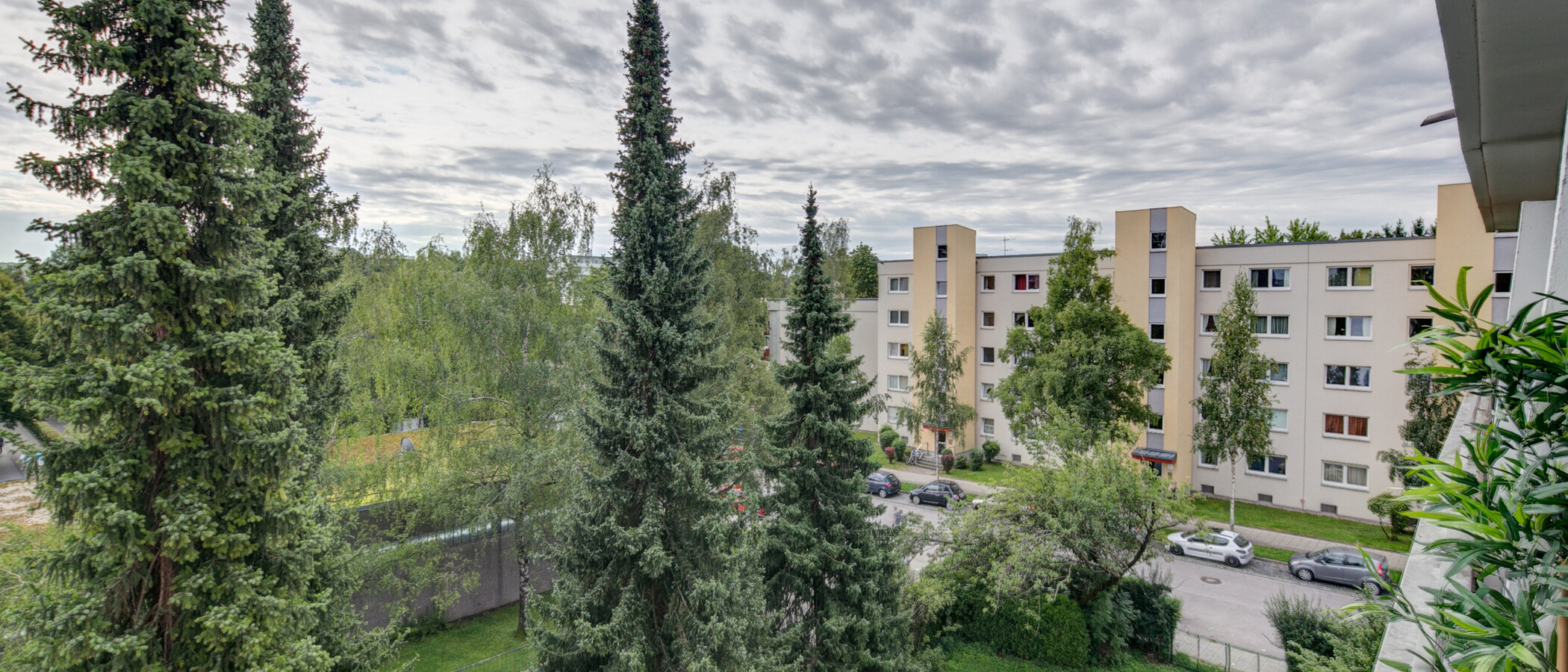 квартира München Oberföhring 01 вид из окна 8865