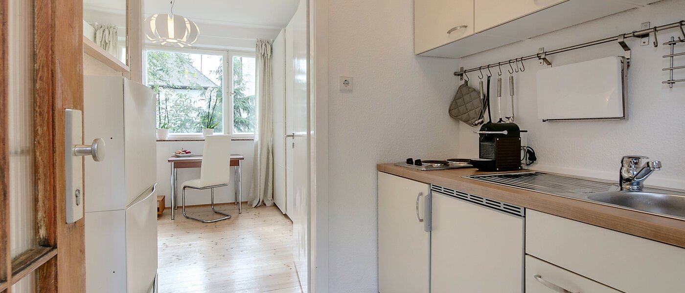 квартира Gräfelfing 02 кухня 8902