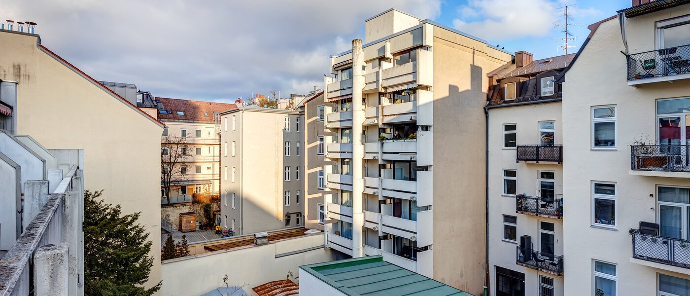 квартира München Maxvorstadt - Universitätsviertel 02 вид из окна 8924