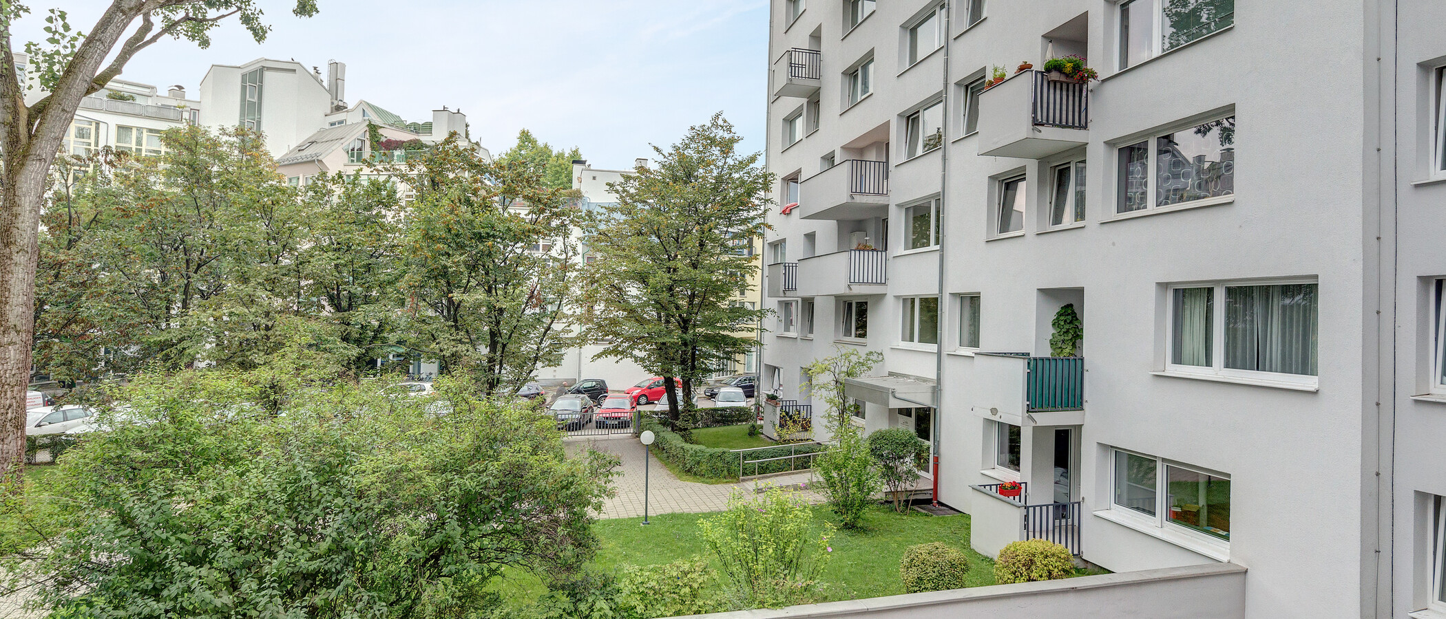 квартира München Schwabing-West (rund um den Hohenzollernplatz) 01 вид из окна 8939