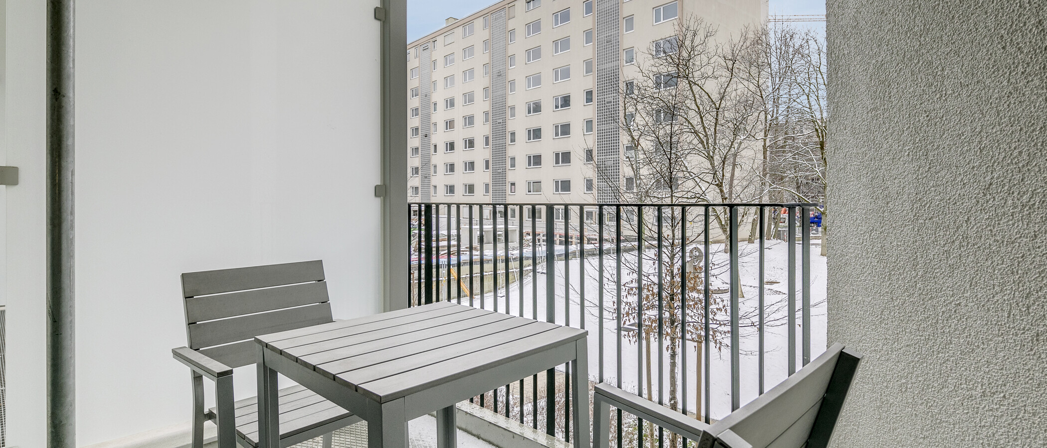 квартира München Bogenhausen 01 балкон 8949