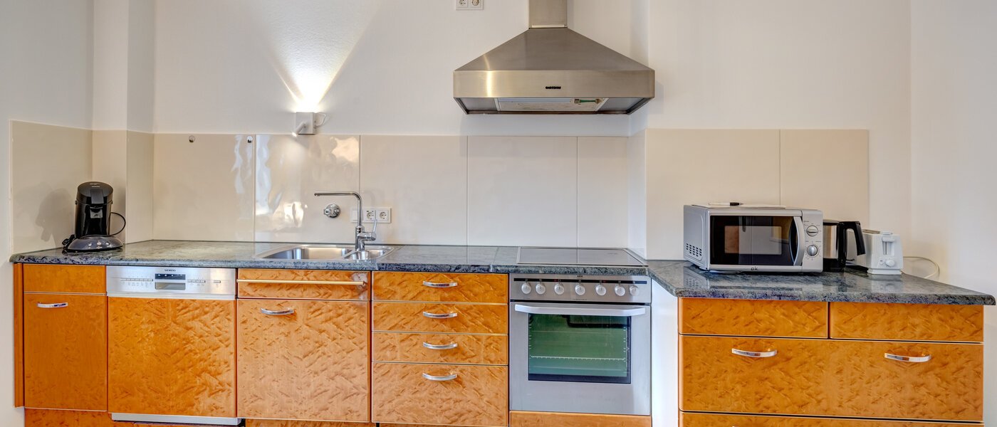 квартира München Maxvorstadt - Rund um den Josephplatz 02 кухня 8953