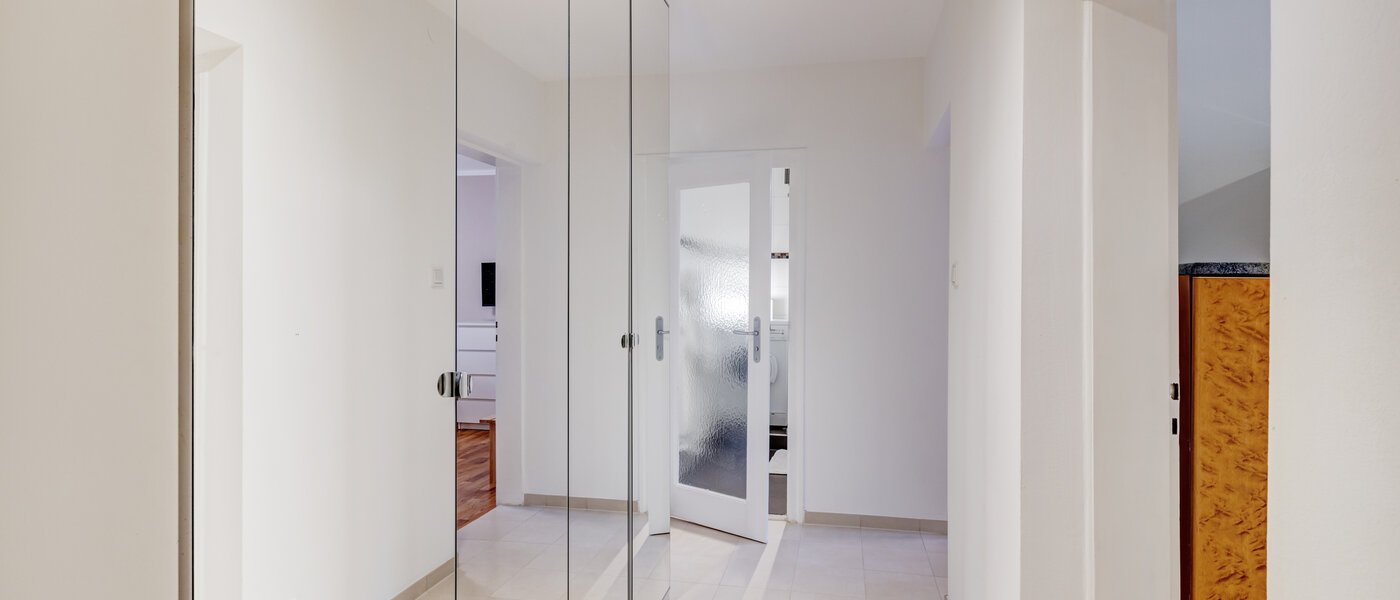 квартира München Maxvorstadt - Rund um den Josephplatz 02 коридор 8953