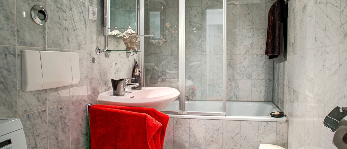 квартира München Schwabing (rechts der Leopoldstraße) 01 ванная комната 8974