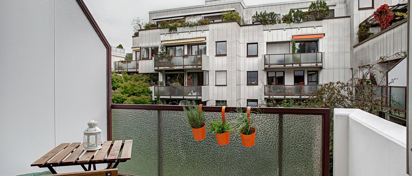 квартира München Schwabing (rechts der Leopoldstraße) 02 балкон 8974