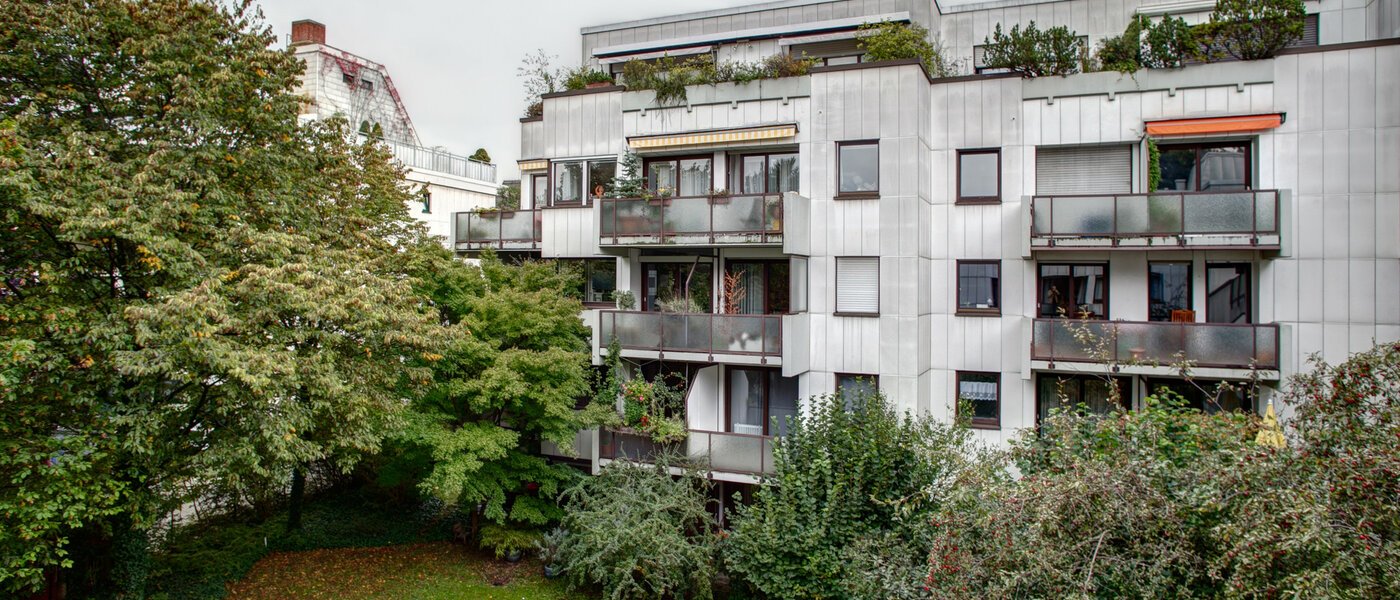 квартира München Schwabing (rechts der Leopoldstraße) 01 вид из окна 8974