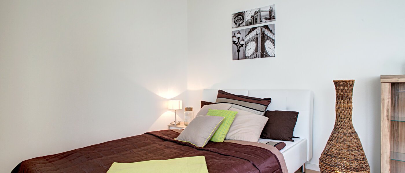 квартира München Schwabing (rechts der Leopoldstraße) 01 зона для сна 8974