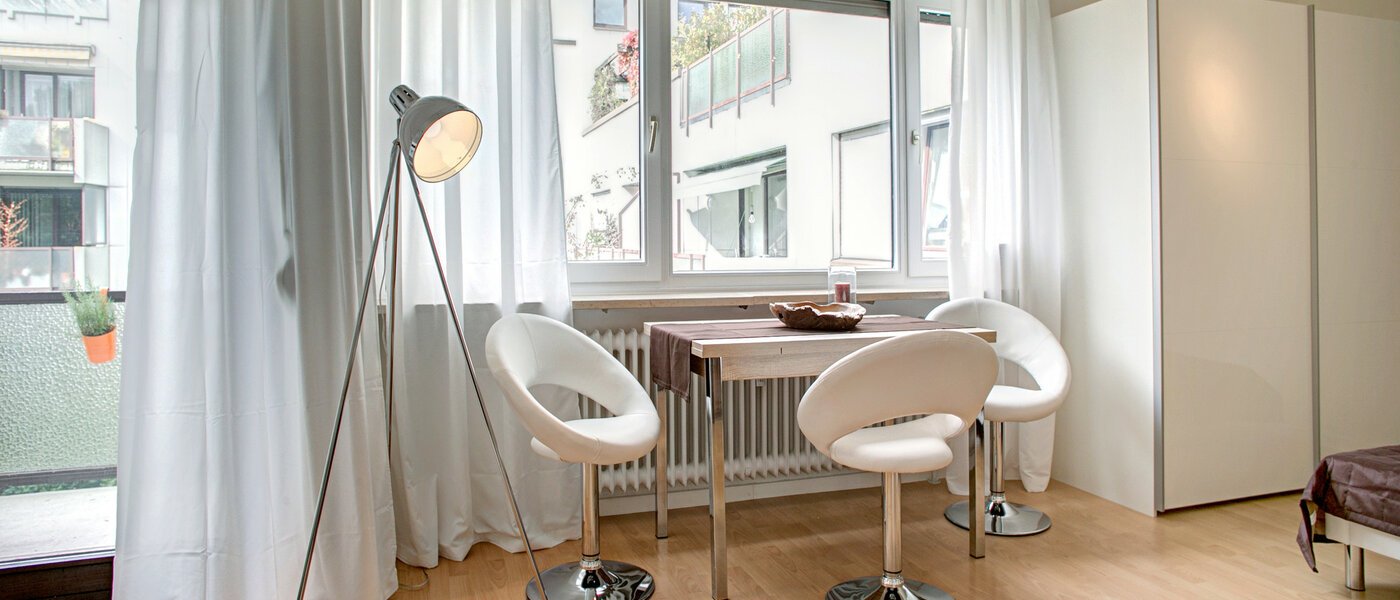 квартира München Schwabing (rechts der Leopoldstraße) 02 жилое пространство 8974