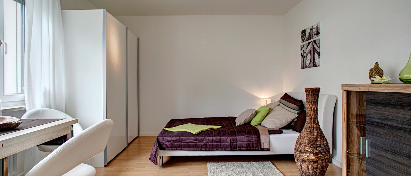 квартира München Schwabing (rechts der Leopoldstraße) 03 жилое пространство 8974