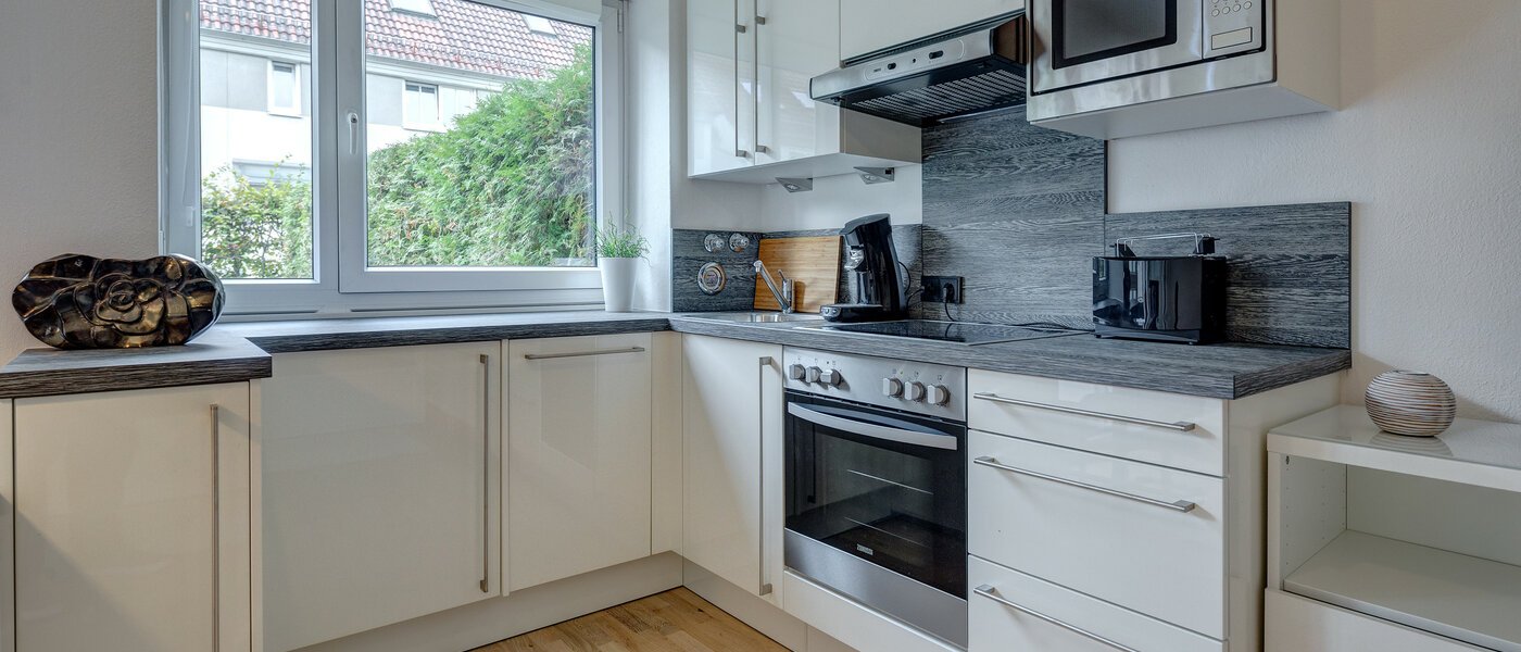 квартира с садом Neufahrn b. Freising 01 кухня 8976