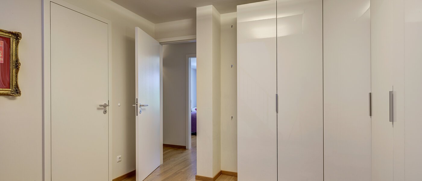 мансардная квартира München Altstadt 04 коридор 9009