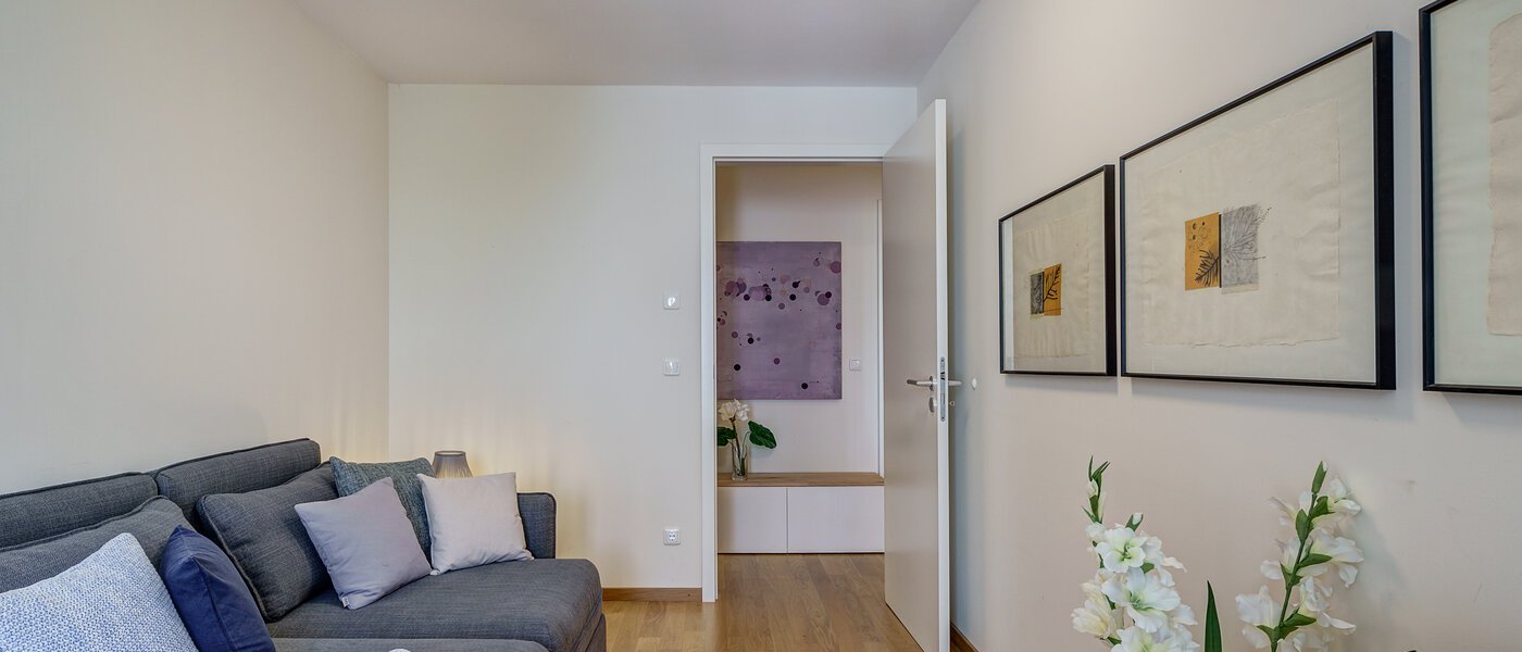 мансардная квартира München Altstadt 02 гостевая комната 9009