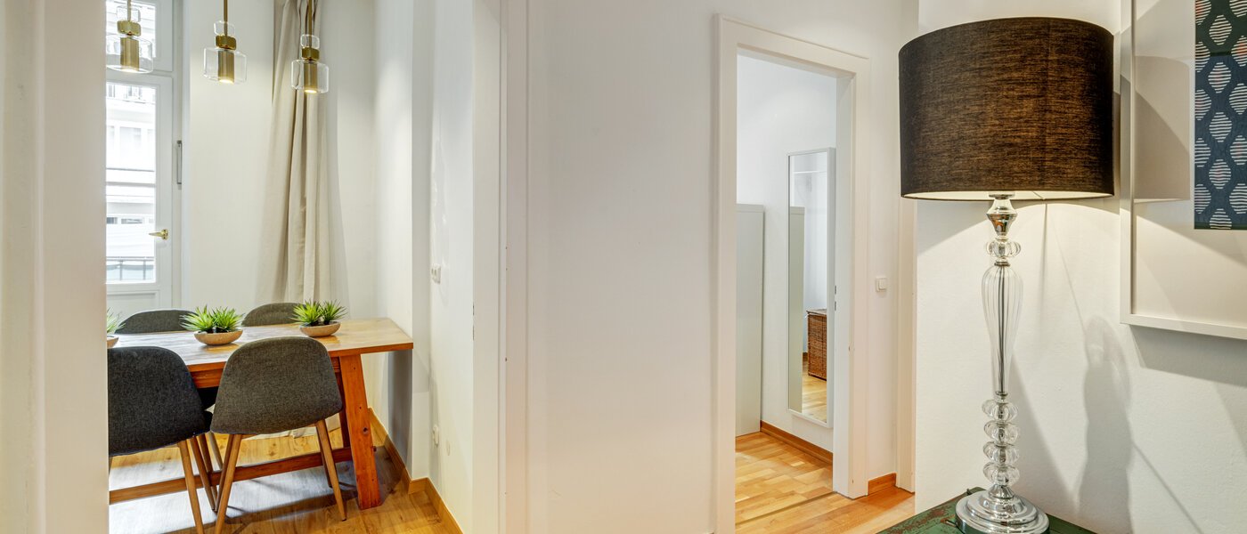 квартира München Schwabing-West (rund um den Hohenzollernplatz) 02 коридор 9021