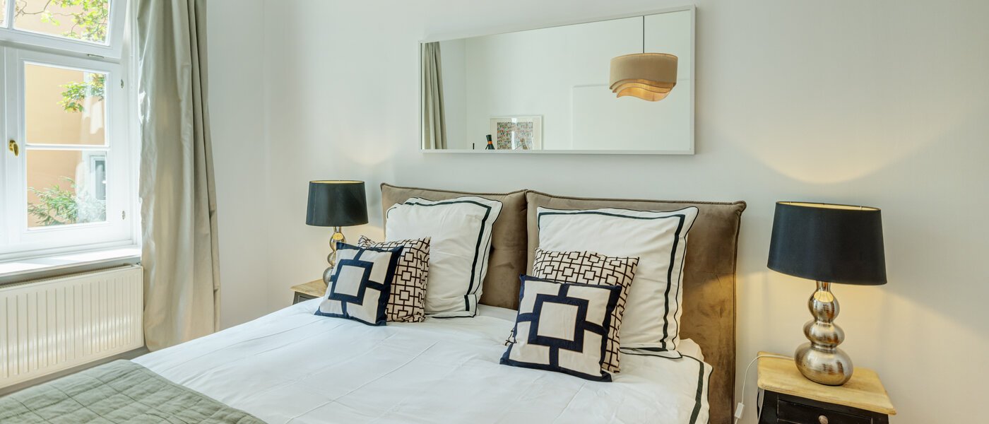 квартира München Schwabing-West (rund um den Hohenzollernplatz) 01 спальная комната 9021