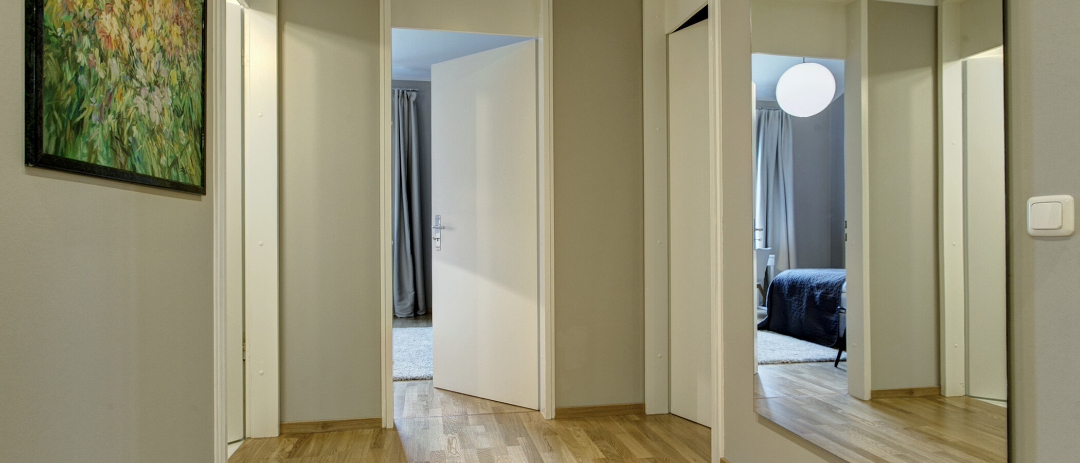 мансардная квартира München Arabellapark 03 коридор 9024