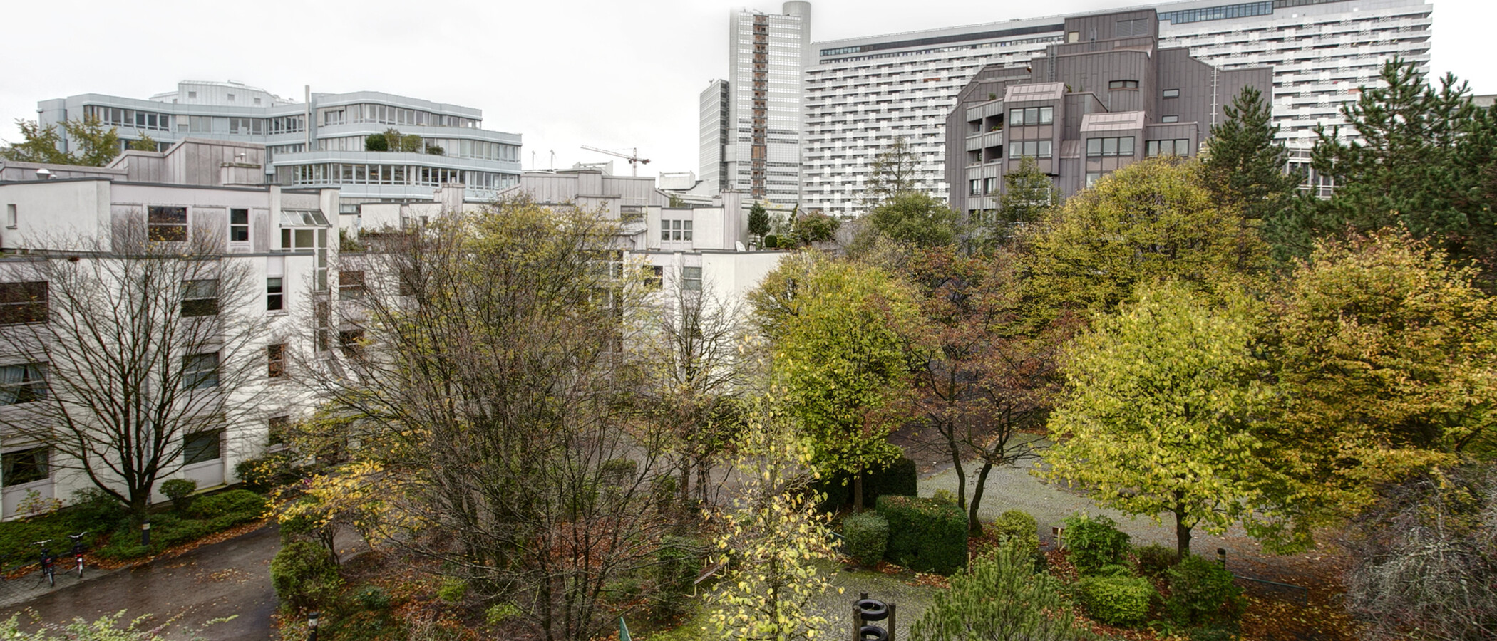 мансардная квартира München Arabellapark 03 вид из окна 9024