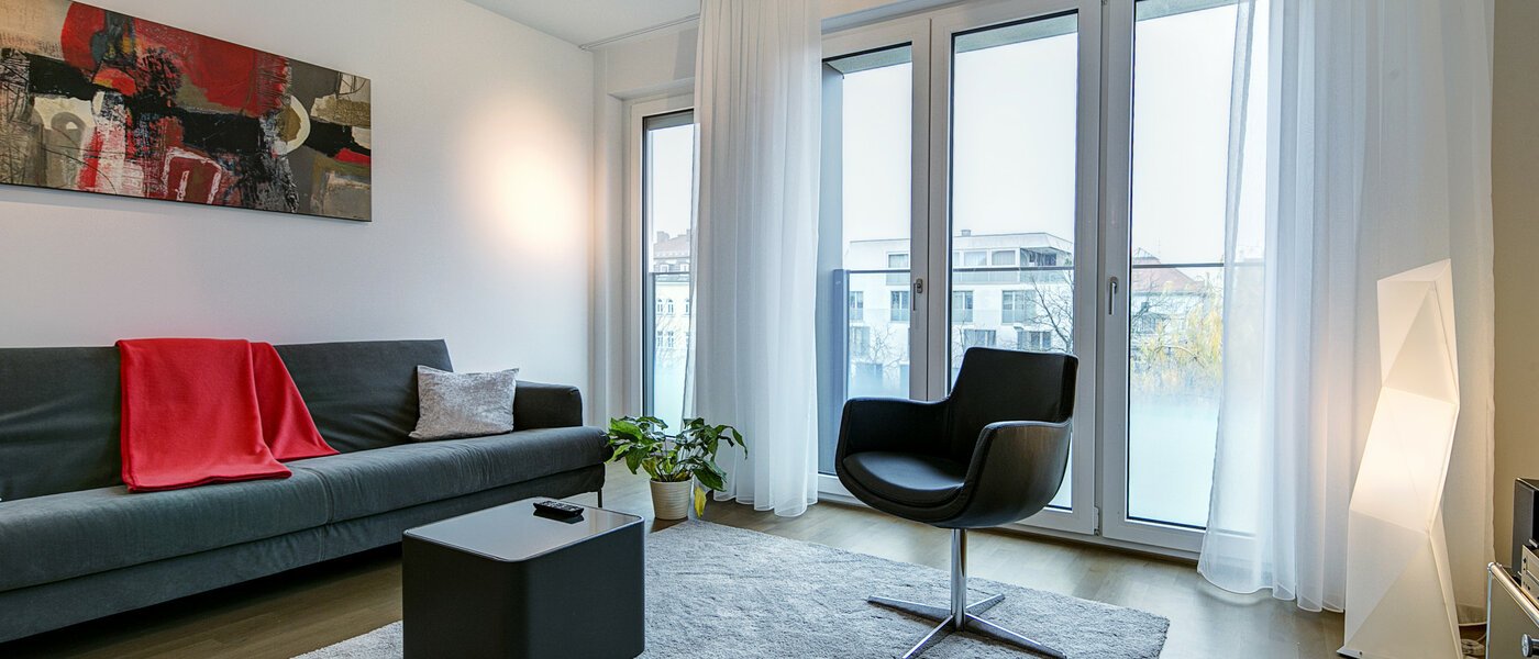 квартира München Neuhausen 01 гостиная 9058