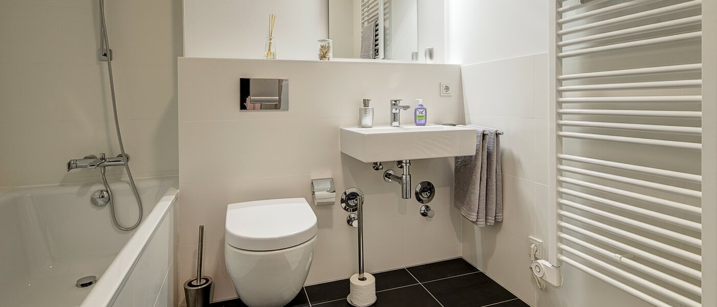 квартира München Neuhausen 01 ванная комната 9058