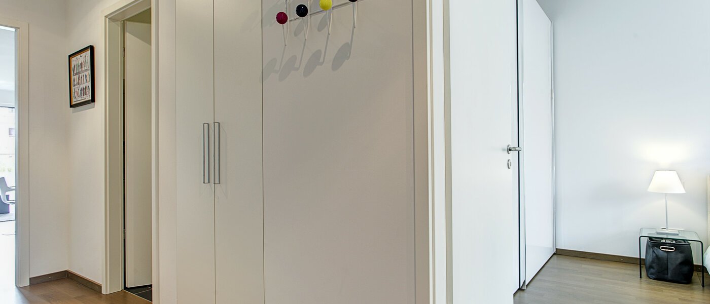 квартира München Neuhausen 03 коридор 9058