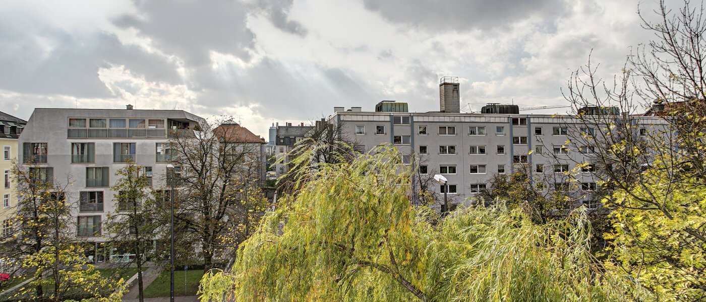 квартира München Neuhausen 03 вид из окна 9058