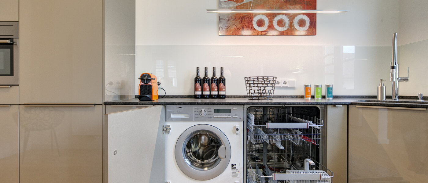 квартира München Maxvorstadt - Universitätsviertel 04 кухня 9074