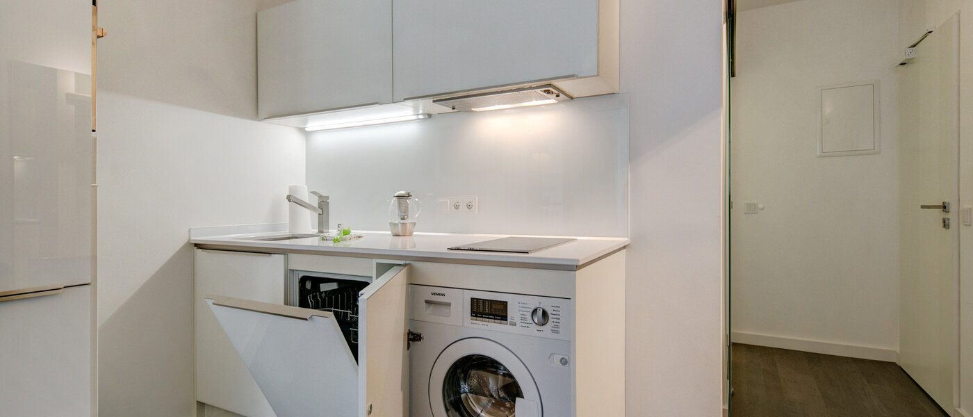 квартира München Schwabing-Nord (zw. Leopoldstraße & Englischen Garten) 01 кухня 9075