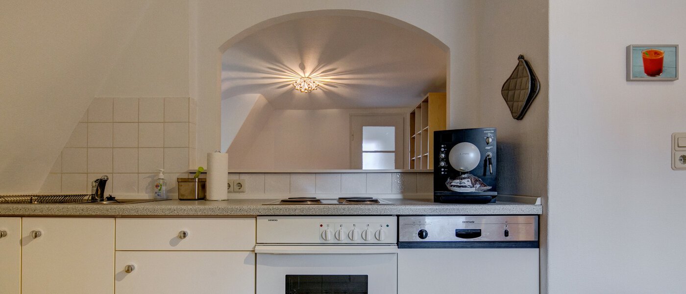 мансардная квартира Gräfelfing 03 кухня 9079