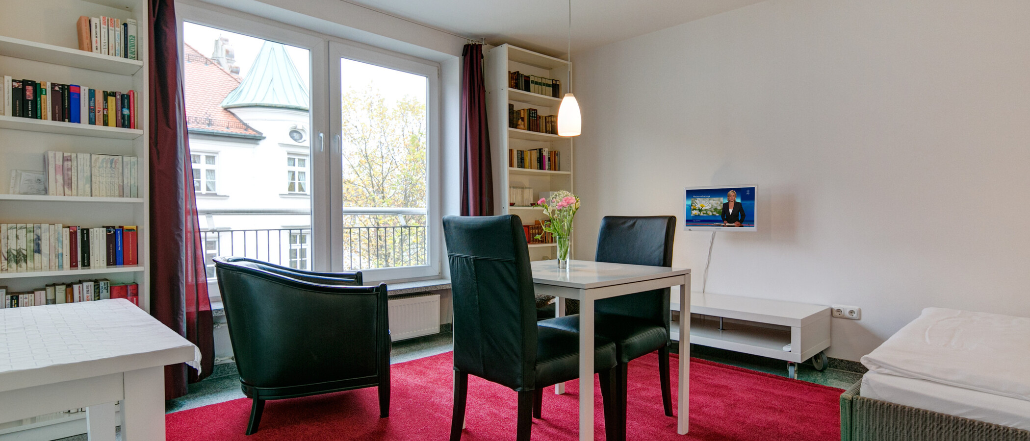 квартира München Glockenbachviertel 01 гостиная 9081