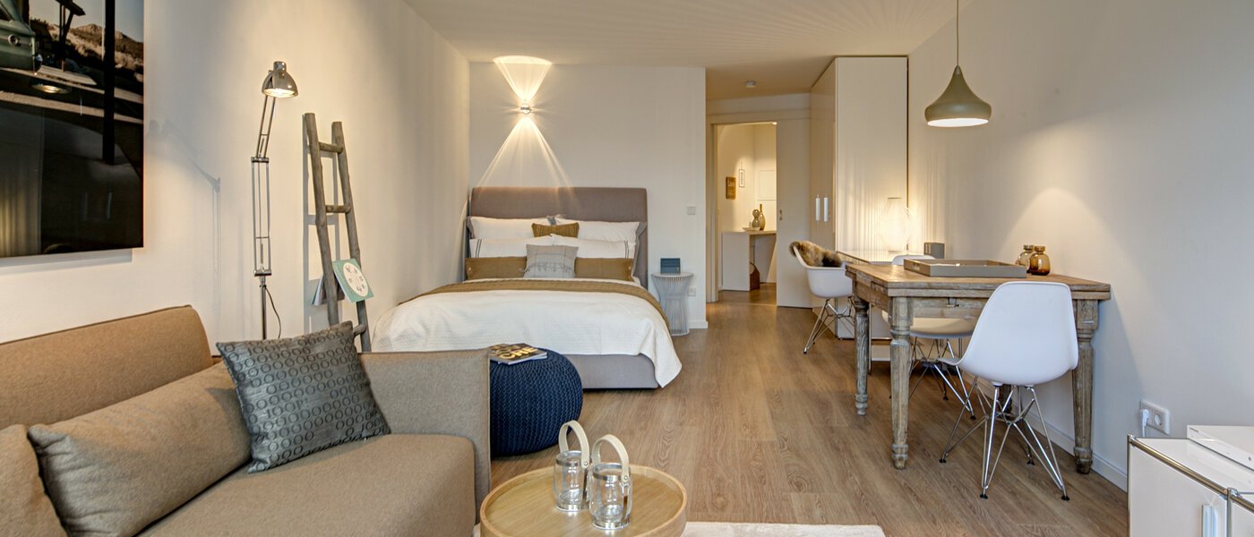 квартира München Maxvorstadt - Universitätsviertel 06 гостиная 9083