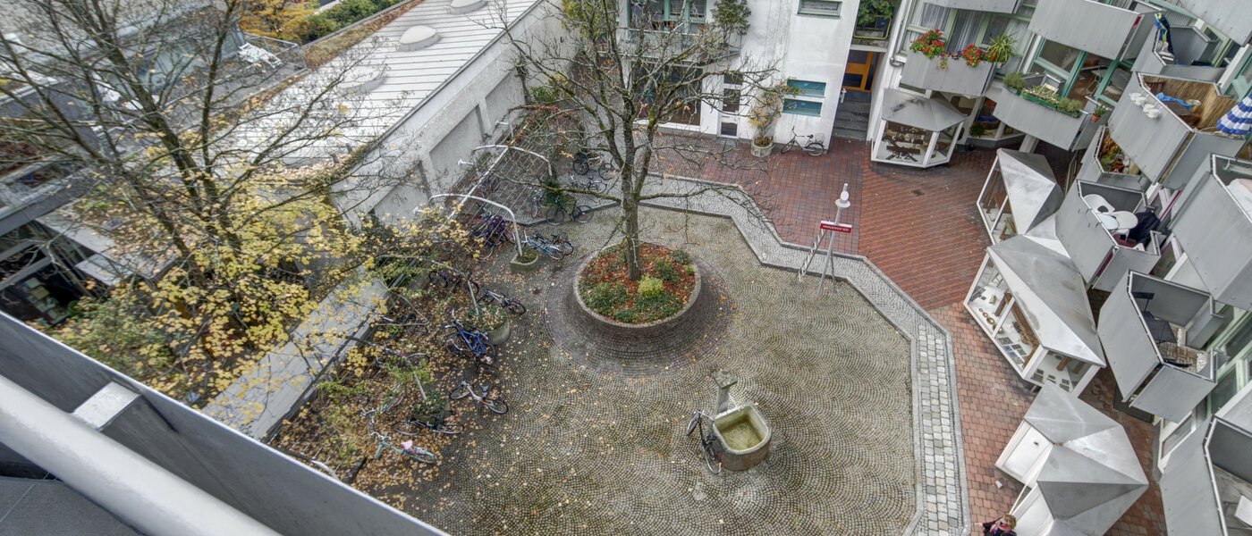 квартира München Maxvorstadt - Universitätsviertel 01 вид из окна 9083