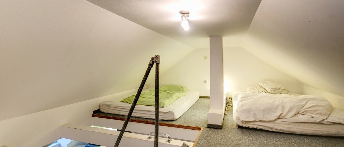 мансардная квартира München Obergiesing 01 специальное помещение 9124