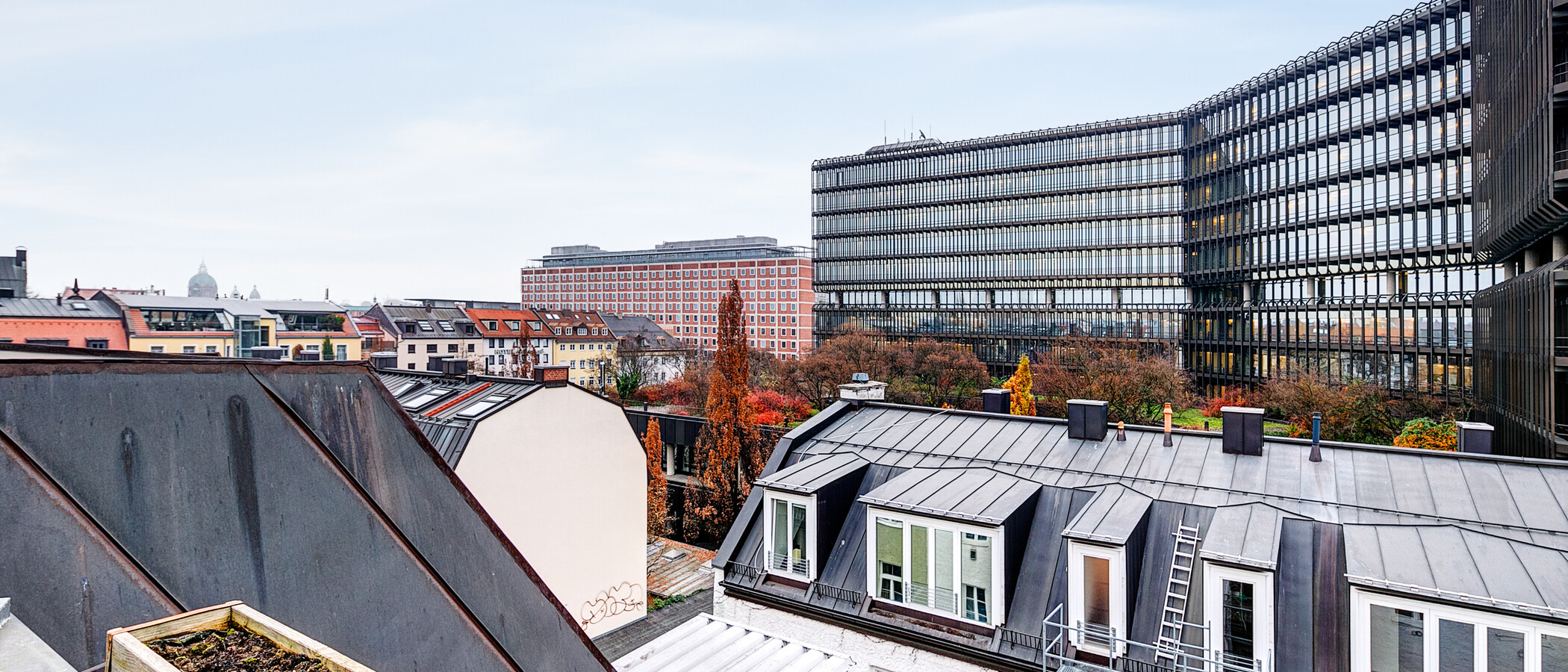мансардная квартира München Gärtnerplatzviertel 01 вид из окна 9135