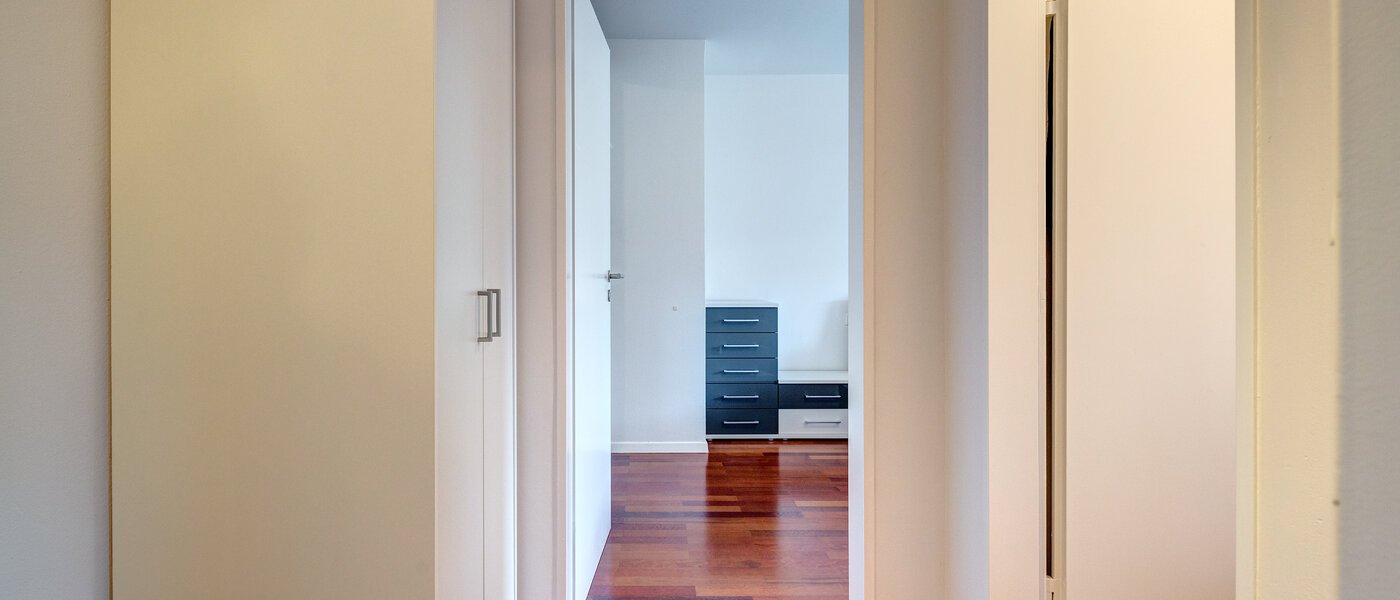 квартира München Schwabing-West 04 коридор 9187