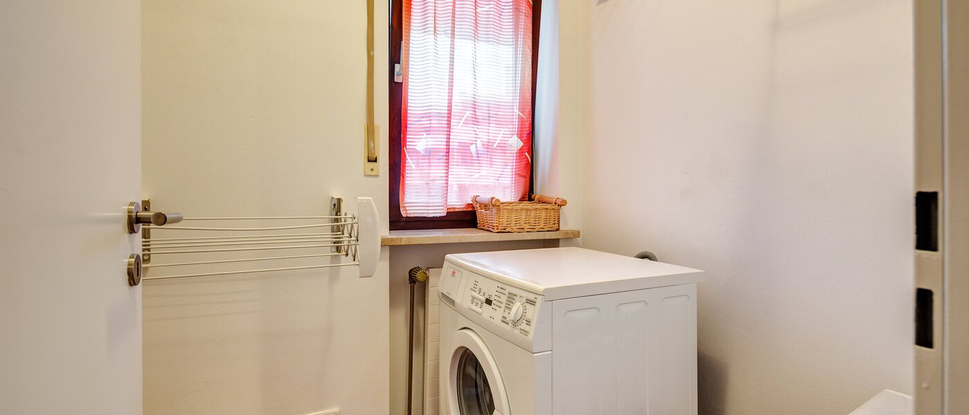 квартира München Schwabing-West 05 коридор 9187