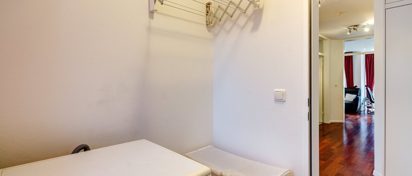 квартира München Schwabing-West 06 коридор 9187