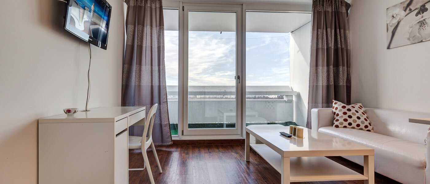 квартира München Olympiadorf 04 гостиная 9195