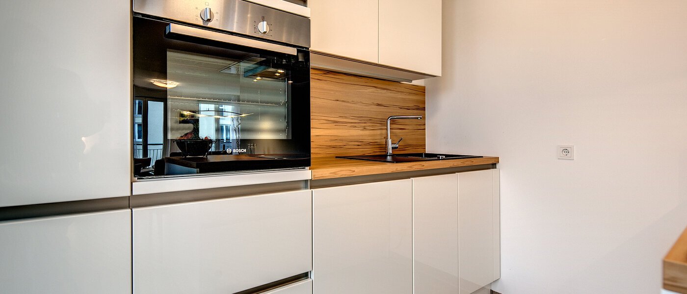 мансардная квартира München Nymphenburg 01 кухня 9208