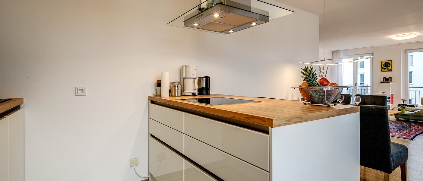 мансардная квартира München Nymphenburg 02 кухня 9208