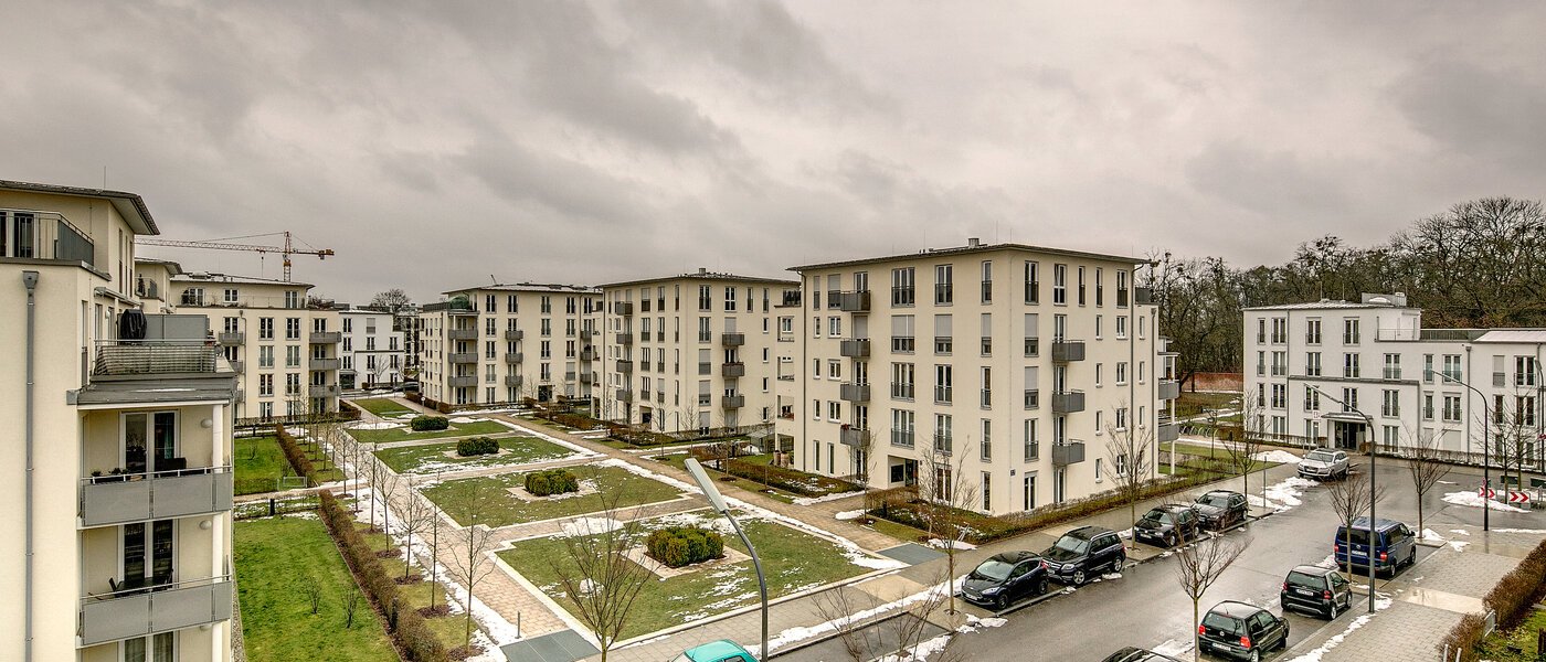 мансардная квартира München Nymphenburg 02 вид из окна 9208