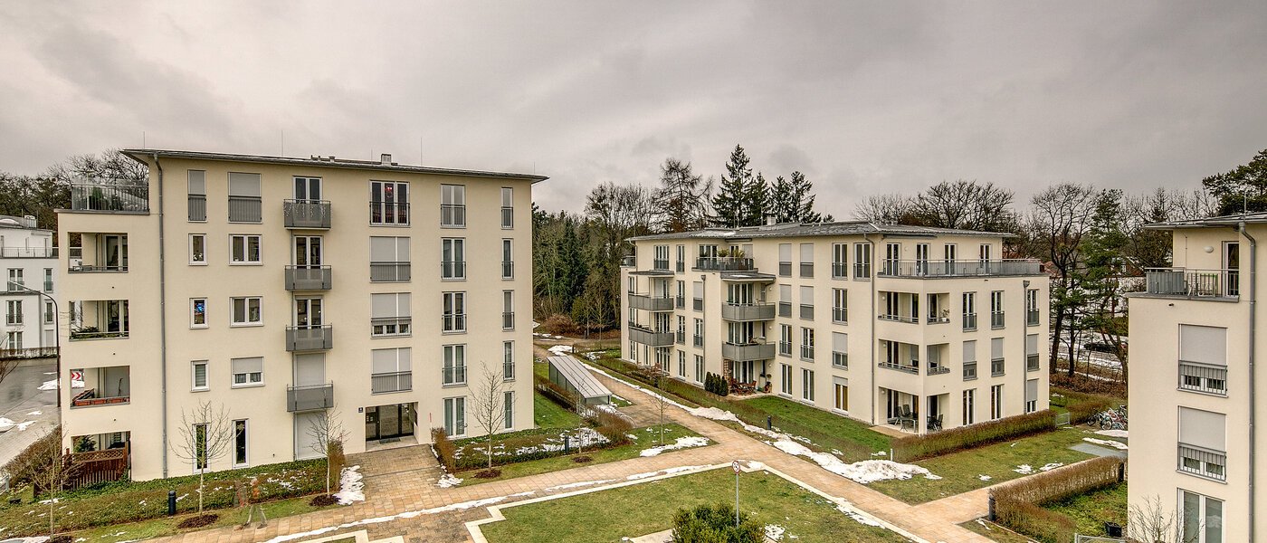 мансардная квартира München Nymphenburg 03 вид из окна 9208