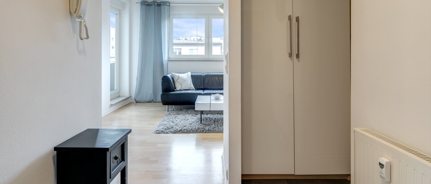 квартира München Schwabing-West (rund um den Hohenzollernplatz) 01 коридор 9209