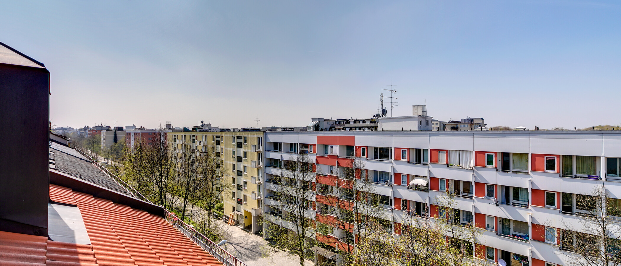 мансардная квартира München Sendling-Westpark 03 вид из окна 9220