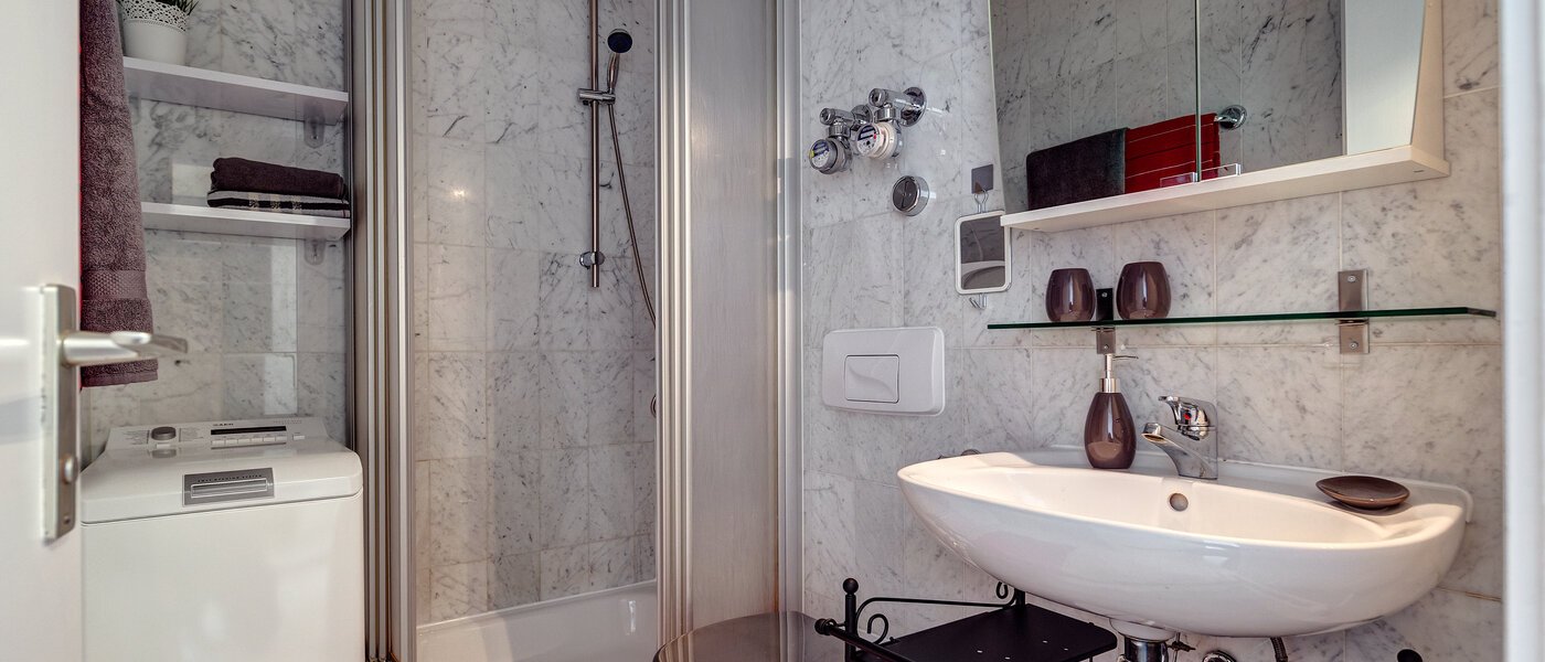 квартира München Schwabing 01 ванная комната 9272