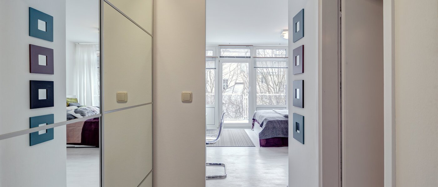 квартира München Schwabing 01 коридор 9272