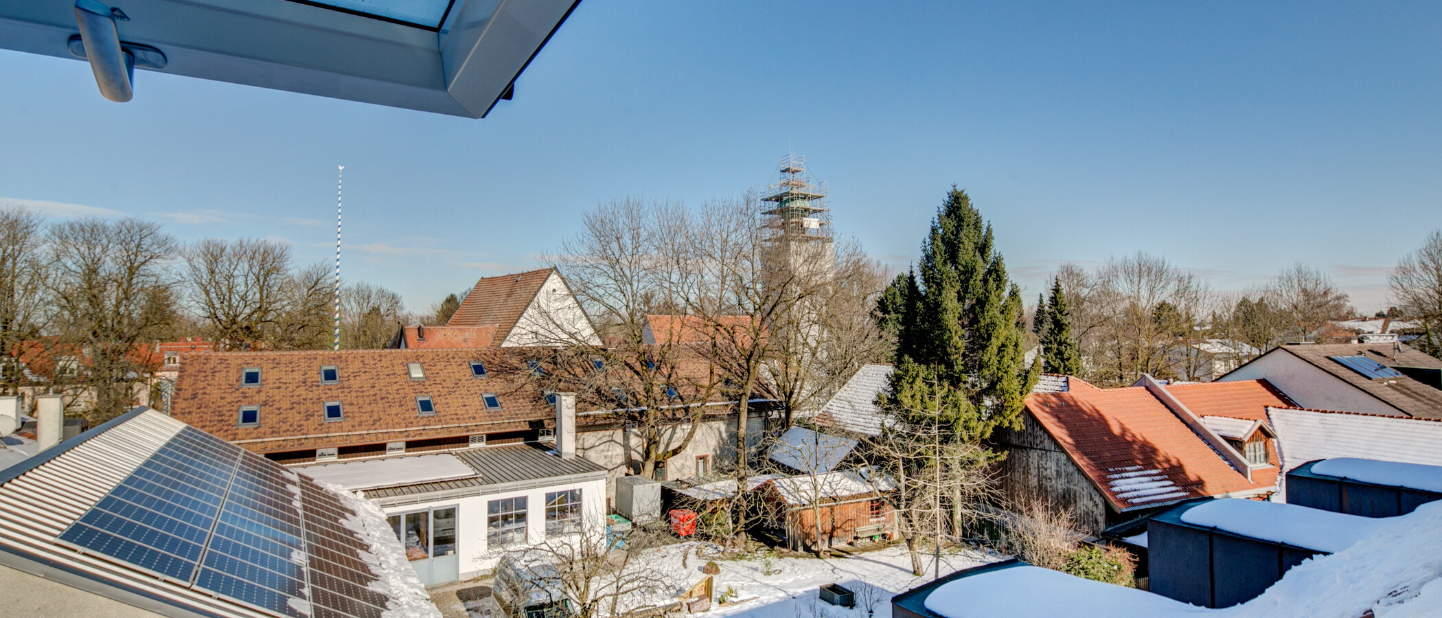 мансардная квартира München Obermenzing 01 вид из окна 9287