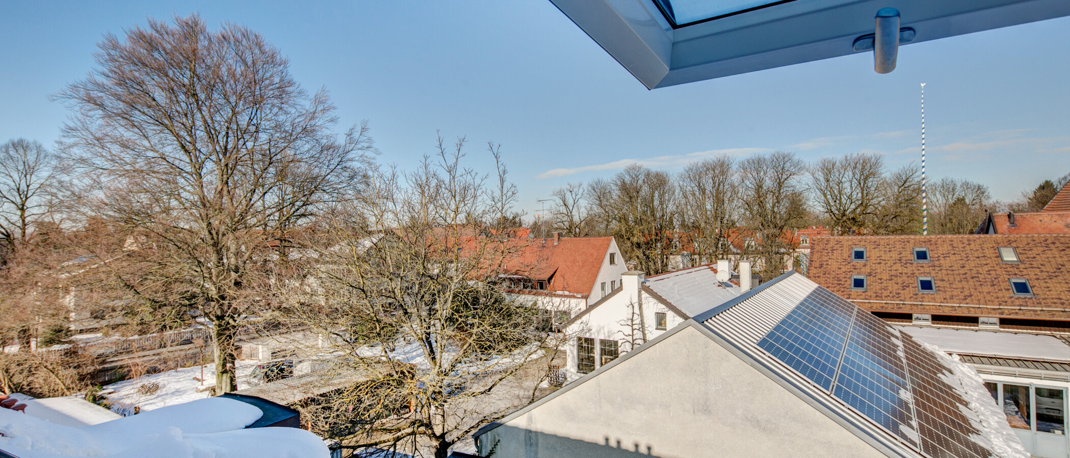 мансардная квартира München Obermenzing 02 вид из окна 9287
