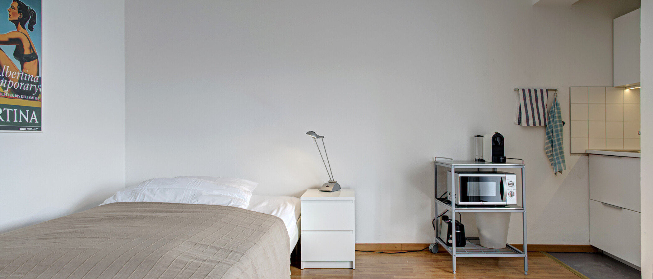 квартира München Schwabing-West 03 гостиная 9290